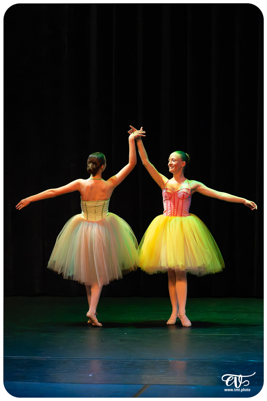 ECOLE DE DANSE CÉCILE ADAMOW